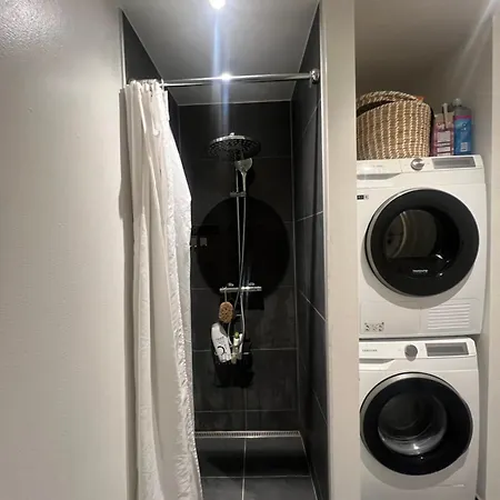 Apartment Med Udsigt Til Vandet *